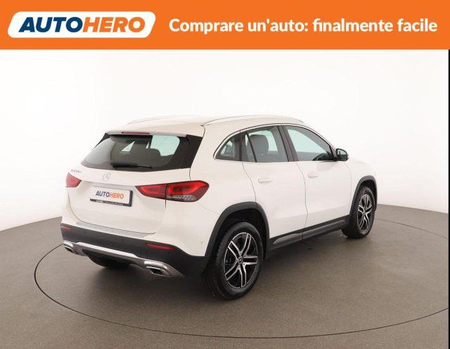 MERCEDES-BENZ GLA 180 d Automatic Progressive