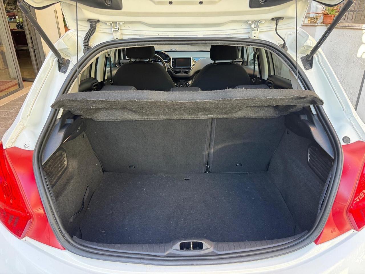 PEUGEOT 208 1.4 HDi 68CV 5 porte Active