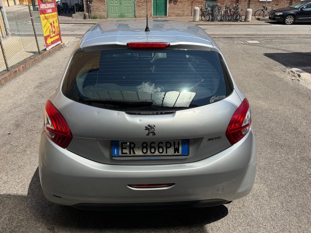 Peugeot 208 1.2 VTi 82 CV 5 porte Access