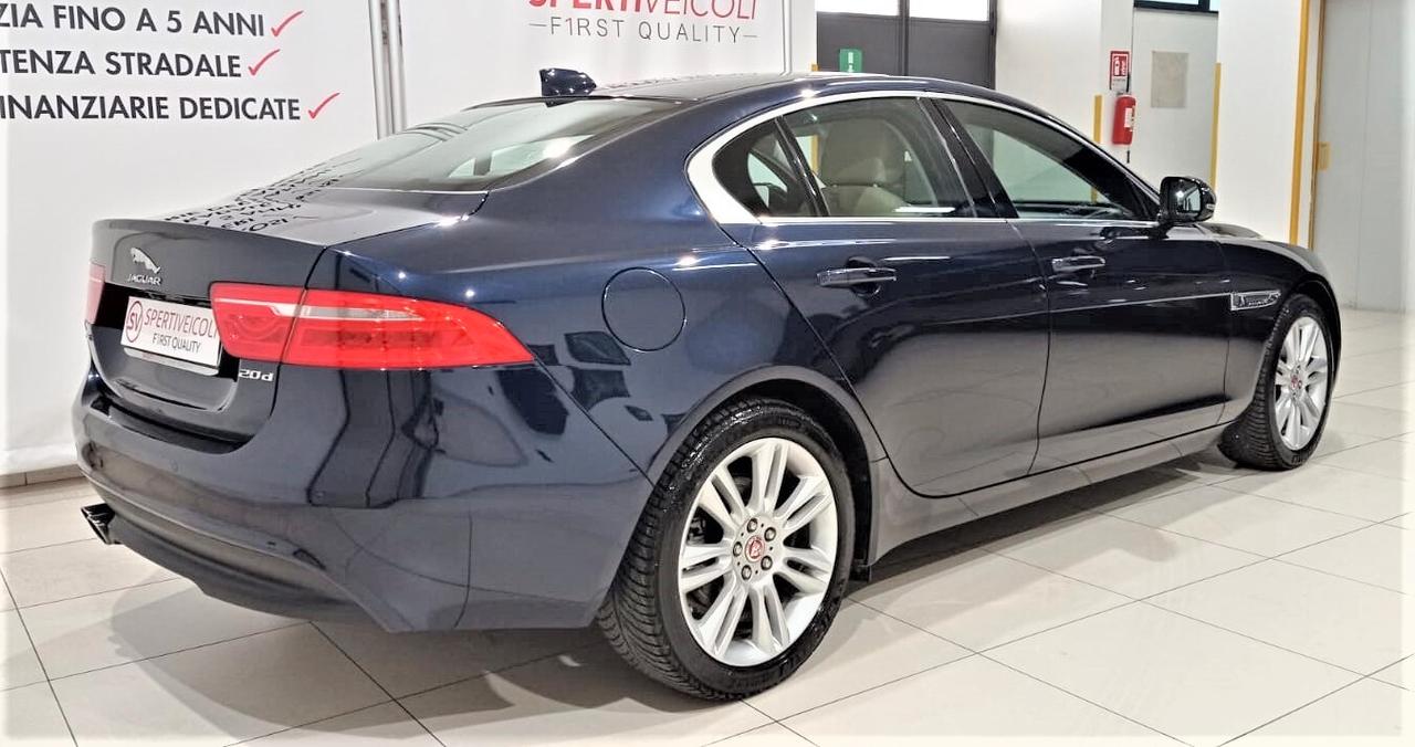 Jaguar XE 2.0 D 180 CV AWD aut. Prestige