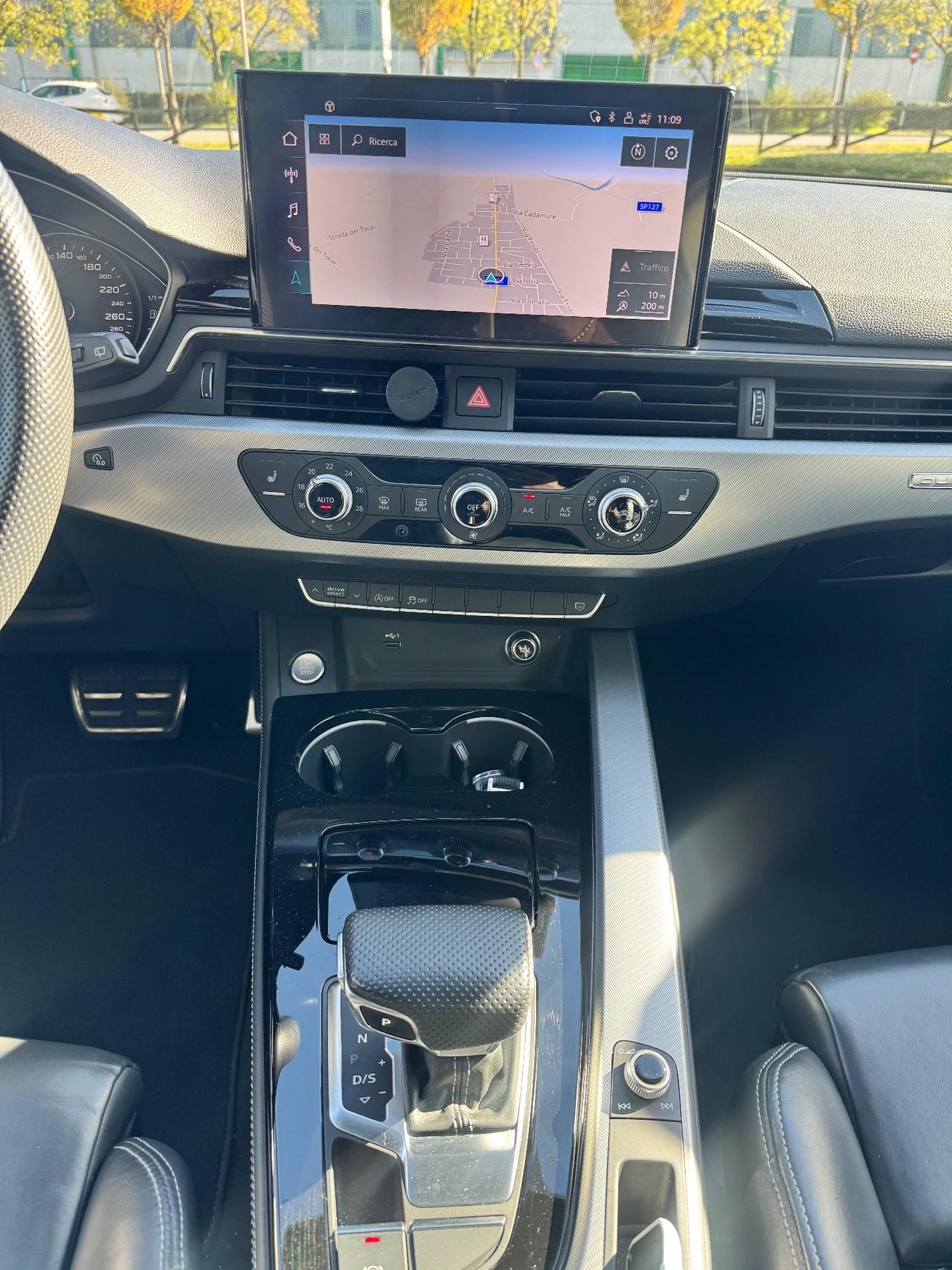 Audi A4 Avant 40 TDI quattro S tronic line edition