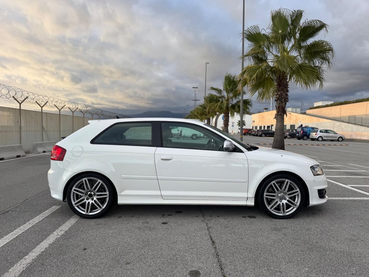 AUDI S3 2.0TFSI QUATTRO 265CV 12 MESI DI GARANZIA