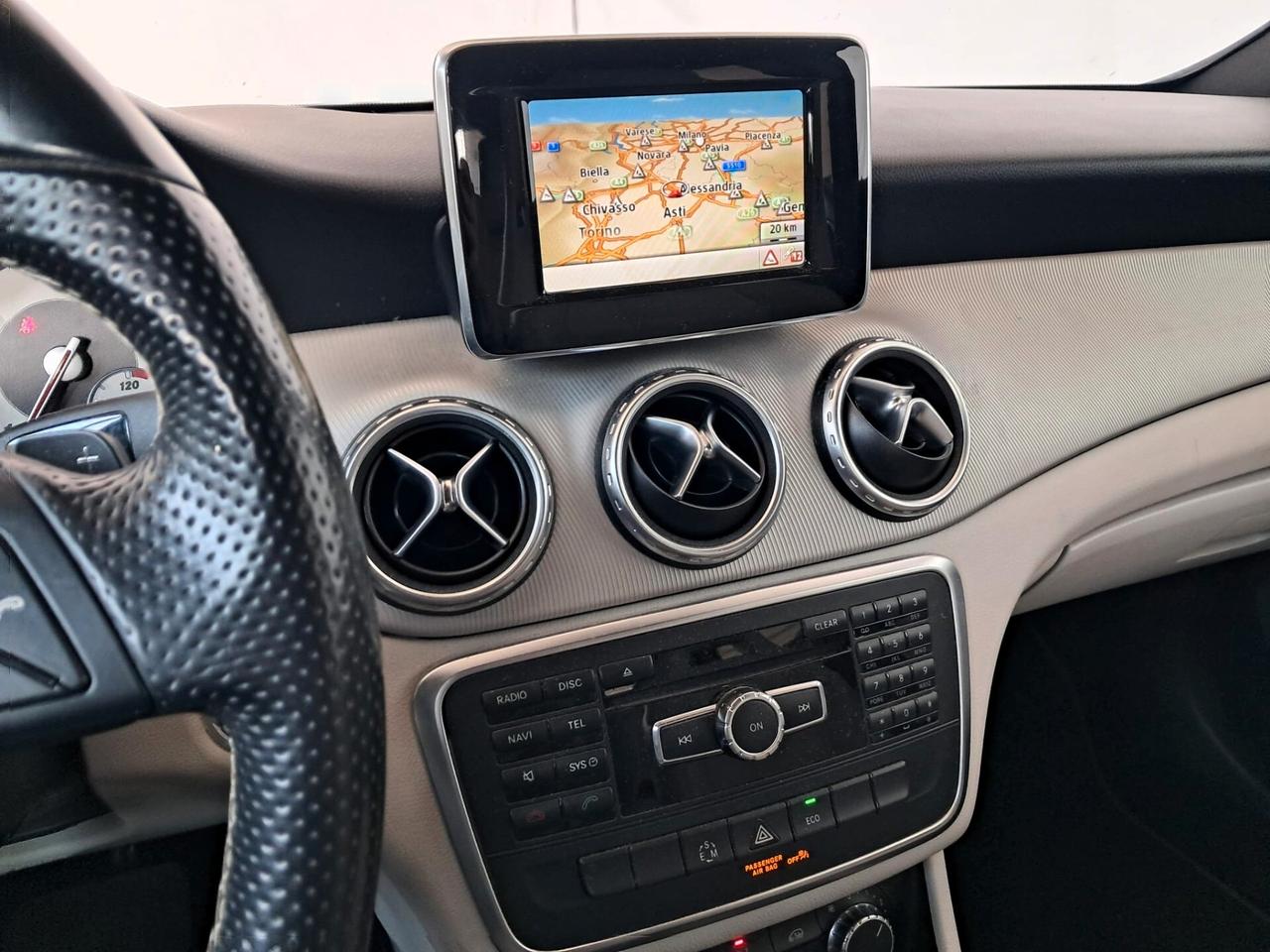 Mercedes-benz GLA 200 CDI Automatic Sport