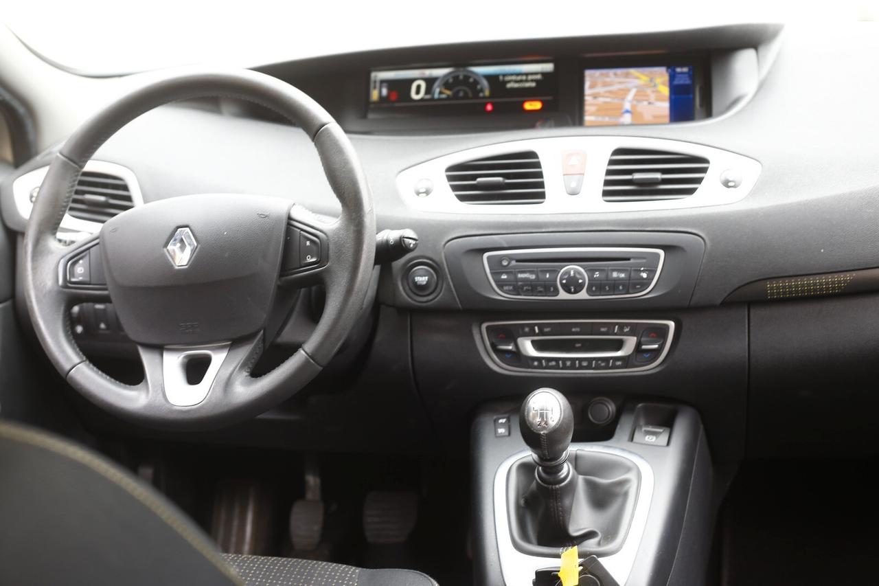 Renault Scenic Scénic X-Mod 1.9 dCi 130CV Luxe