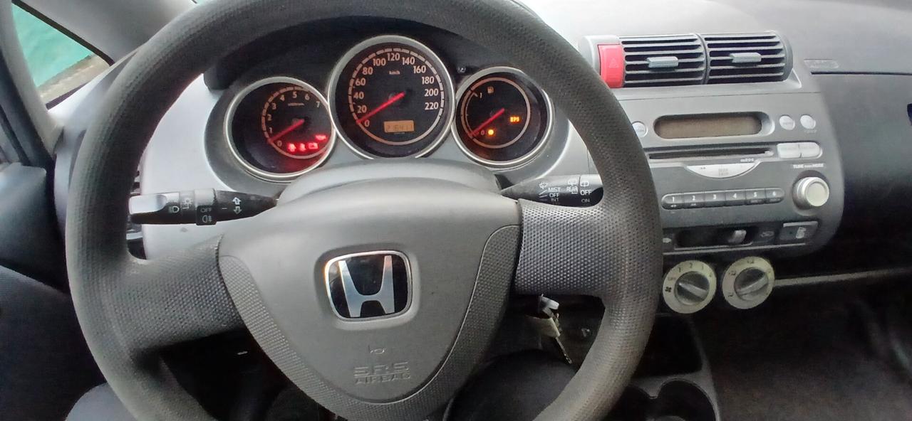 Honda Jazz 1.2 i- neopatentati