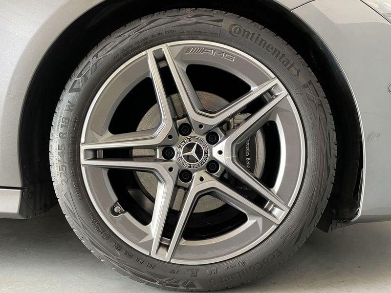Mercedes-Benz CLA Coupé CLA 180 Automatic AMG Line Premium