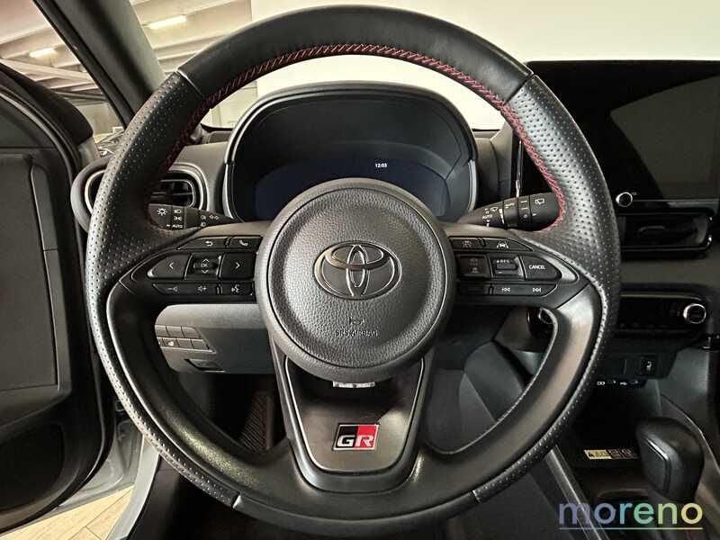 Toyota Yaris 1.5h 130 GR Sport