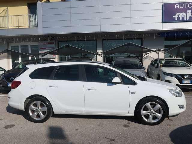 Opel Astra Sports Tourer 1.7 cdti Cosmo 125cv