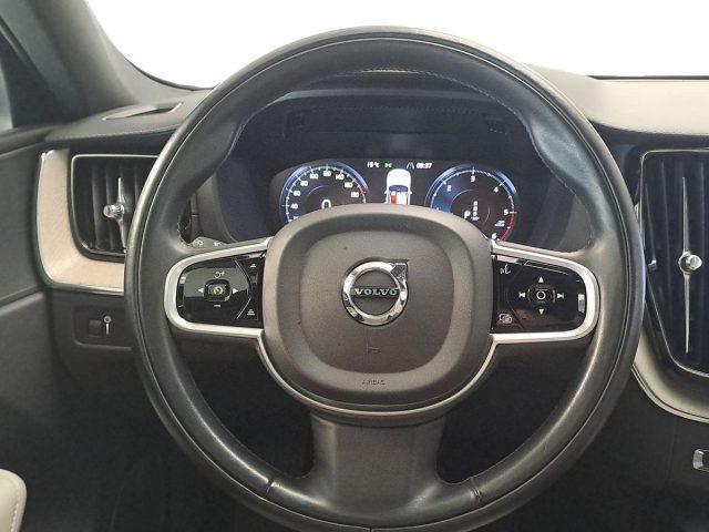 VOLVO XC60 B4 (d) AWD Geartronic Inscription Aut