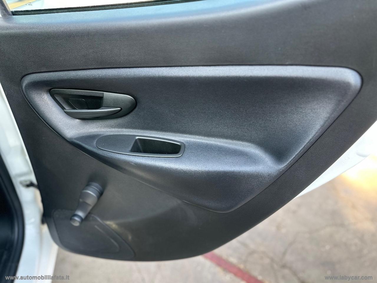 LANCIA Ypsilon 1.0 FireFly 5p.S&S Hyb. Eco Gold HYBRID IDEALE PER NEOPATENTATI