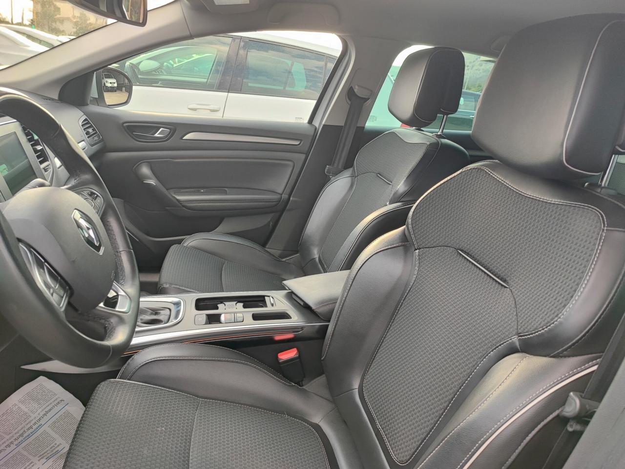 Renault Megane Mégane dCi 8V 110 CV EDC Energy BOOSE