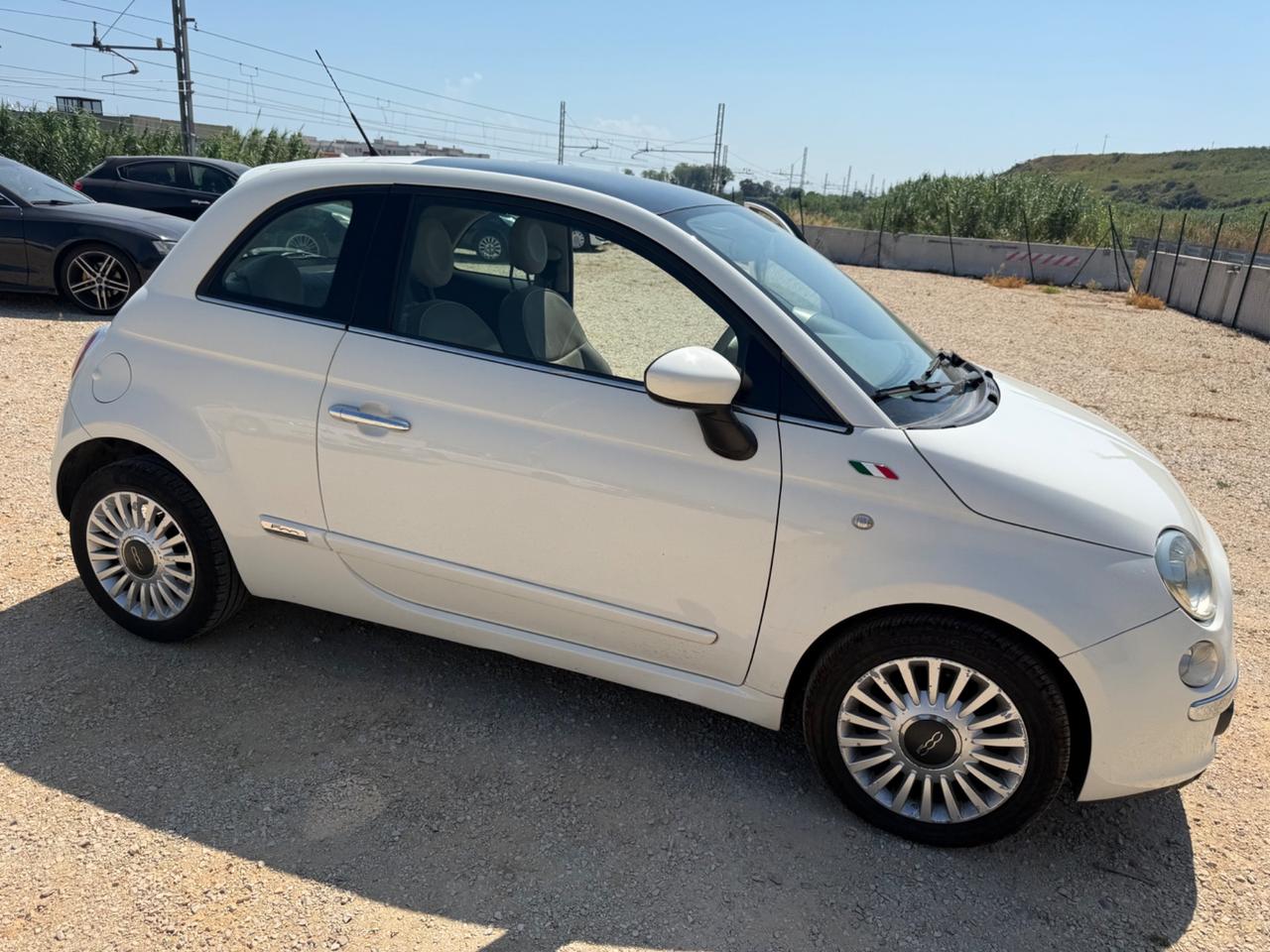 Fiat 500 1.2 Tetto Panoramico 3.990€ PERMUTE