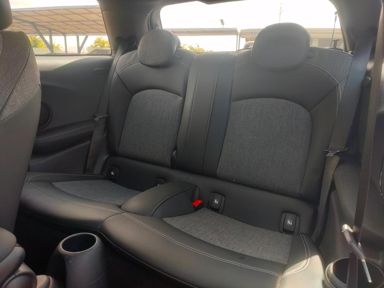 Mini Full Electric Cooper SE NEOPATENTATI