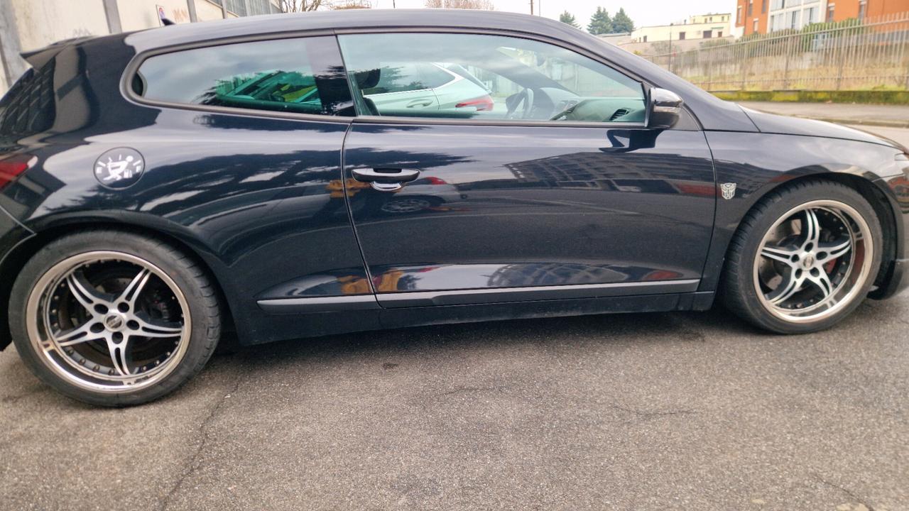 Volkswagen Scirocco 1.4 TSI 160CV