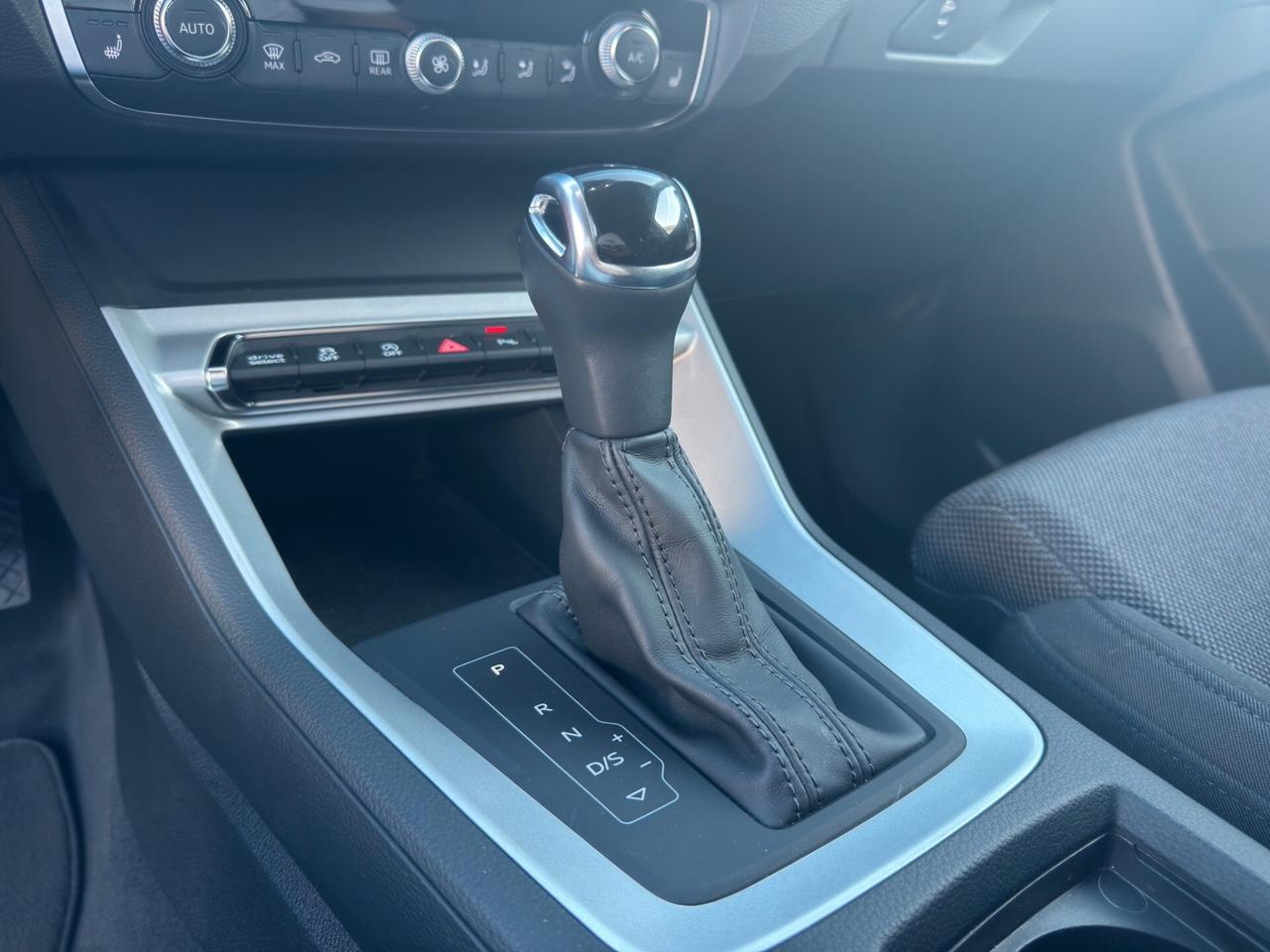 Audi Q3 40 TDI quattro S tronic S line edition