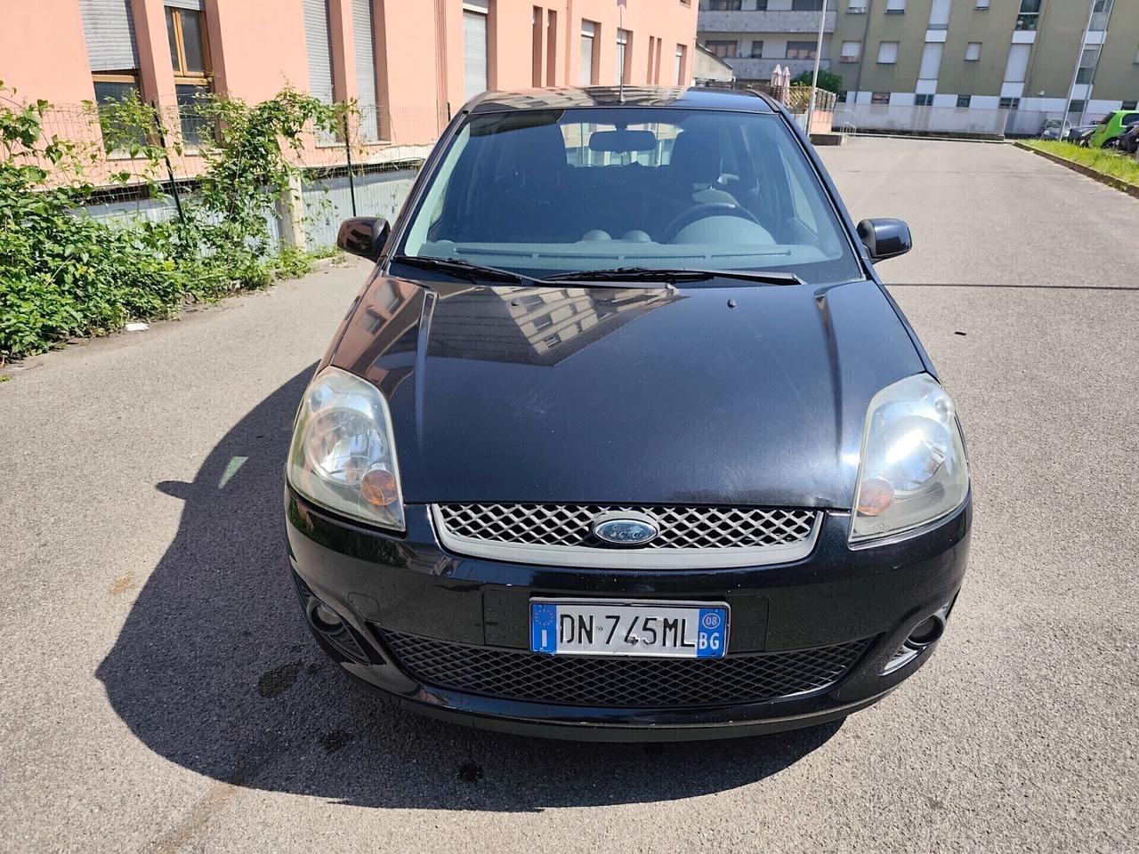 Ford Fiesta 1.2 Benz GPL 5 porte