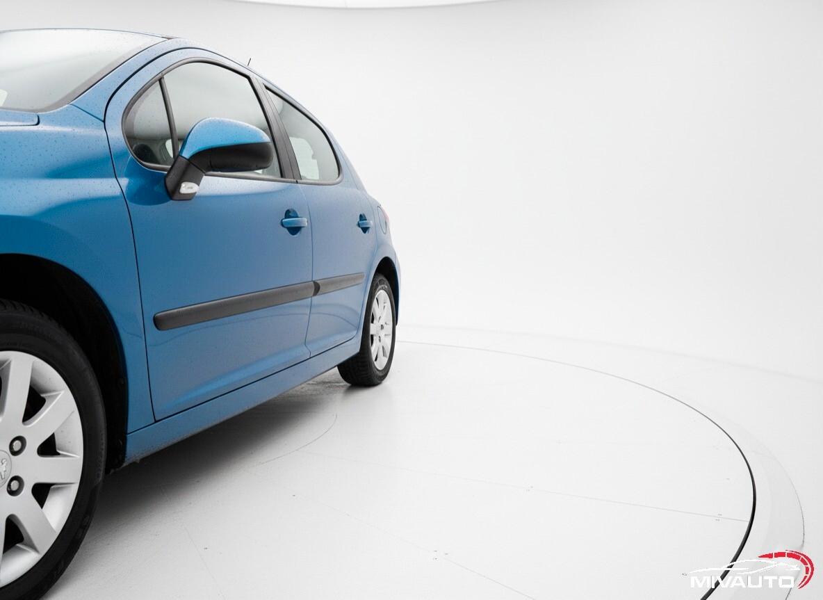 Peugeot 207 1.4 HDI 68cv X-LINE