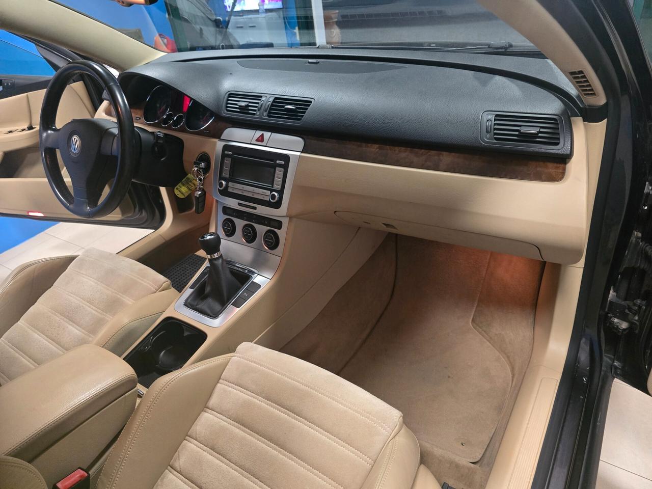 Volkswagen Passat 2.0 TDI DPF Var. Highline