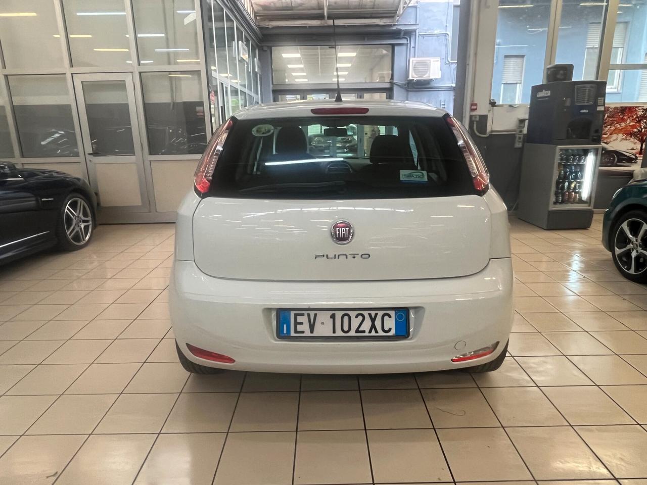 Fiat Punto 1.4 S&S 8V 5 porte Street