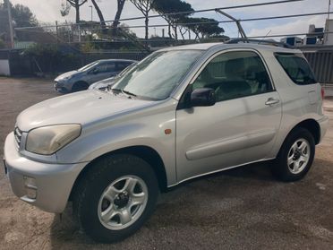 Toyota RAV 4 RAV4 2.0 16V cat 5 porte Sol