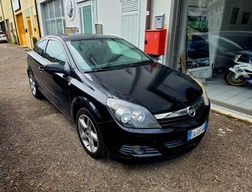 Opel Astra GTC 1.7 CDTI 101CV 3 porte Sport