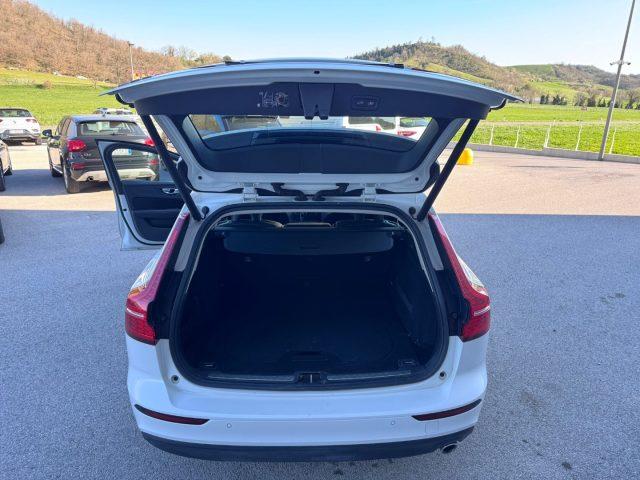 VOLVO V60 D3 2.0 DIESEL Geartronic R-design FULL LED RDESIGN