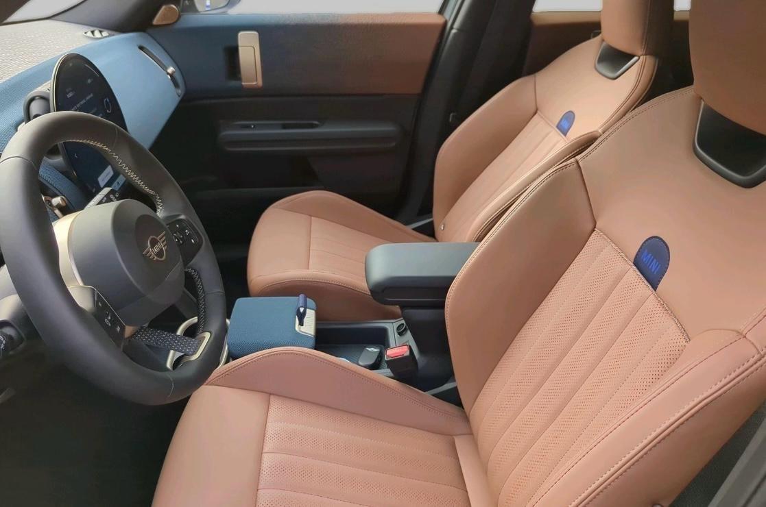 Mini Cooper Countryman diesel - Favoured