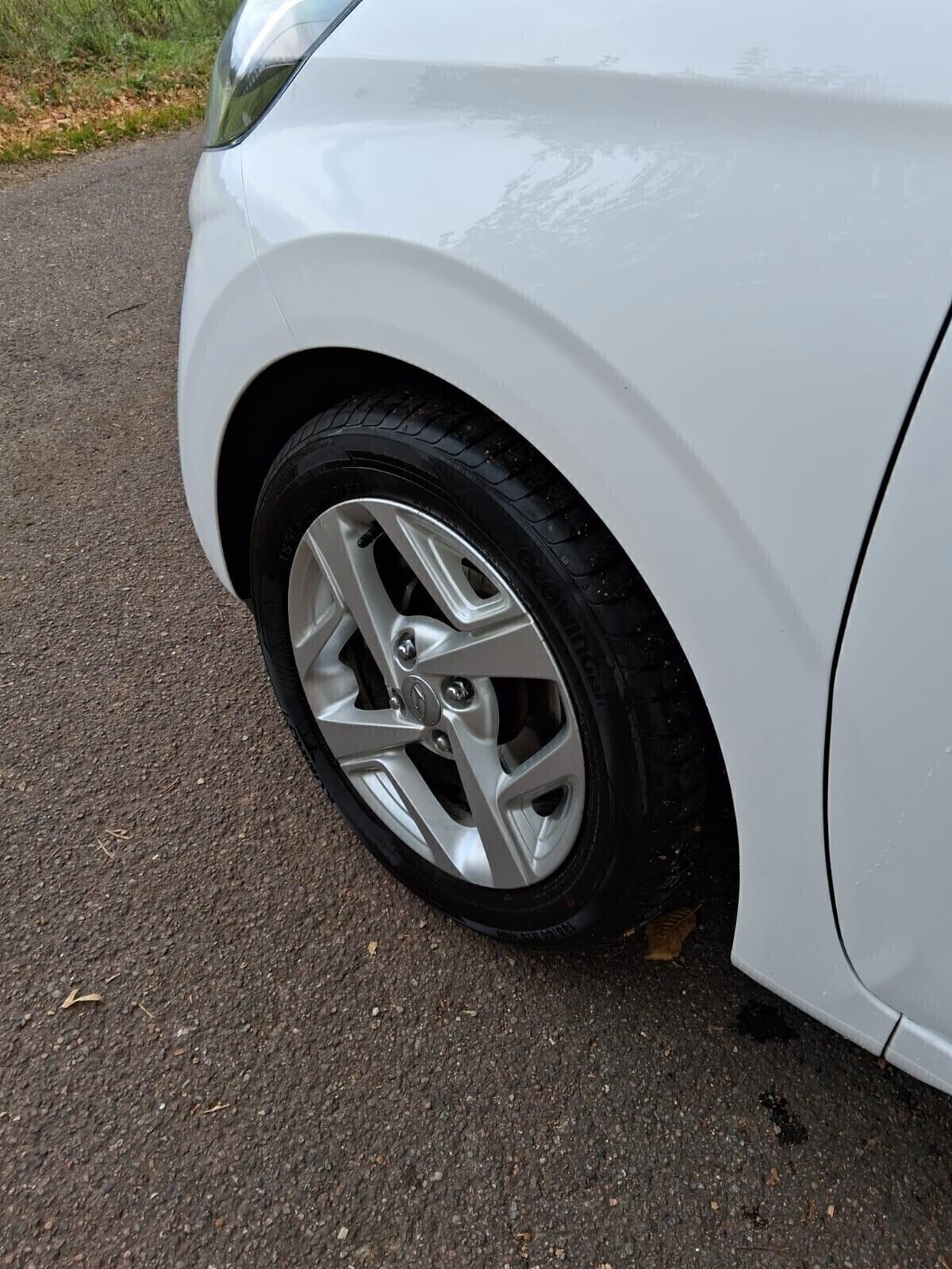 Hyundai i 10 1.0 select ,navi,pdc,telecamera