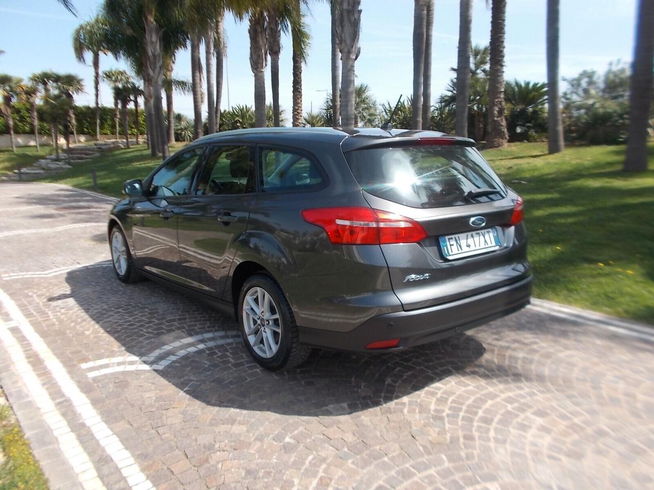 Ford Focus 1.5 TDCi 120cv Business come NUOVA