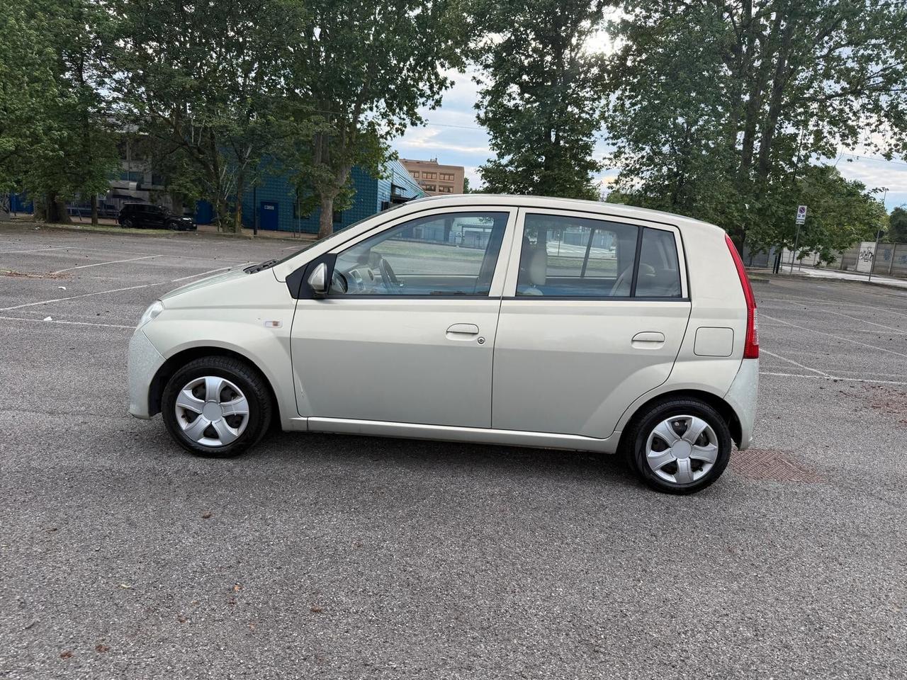 Daihatsu Cuore 1.0 12V 5 porte SX