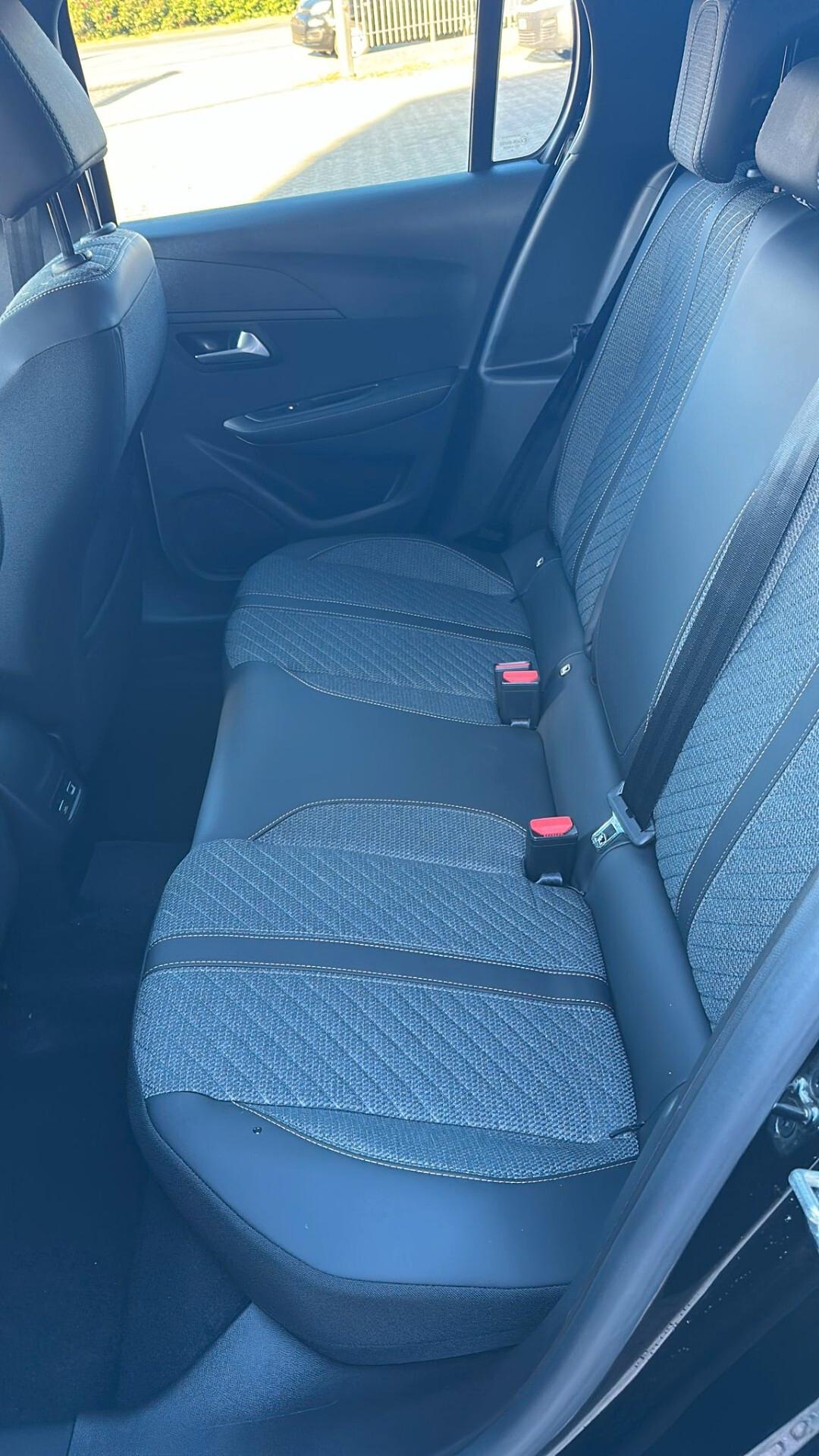 Peugeot 208 PureTech 100 Stop&Start 5 porte Allure