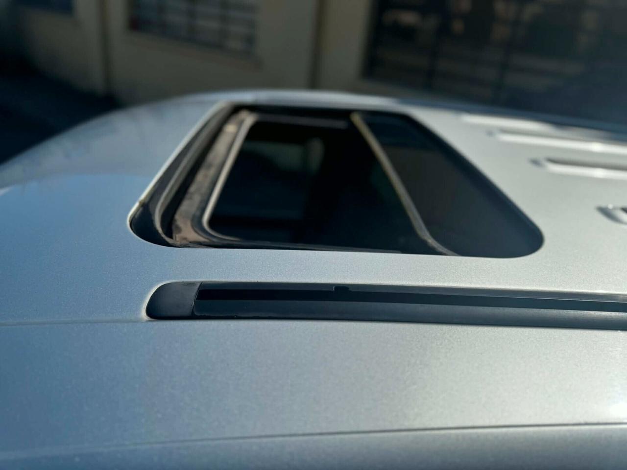 Volkswagen Touareg Anno 2006 3.0 DIESEL V6 INTERNI PELLE