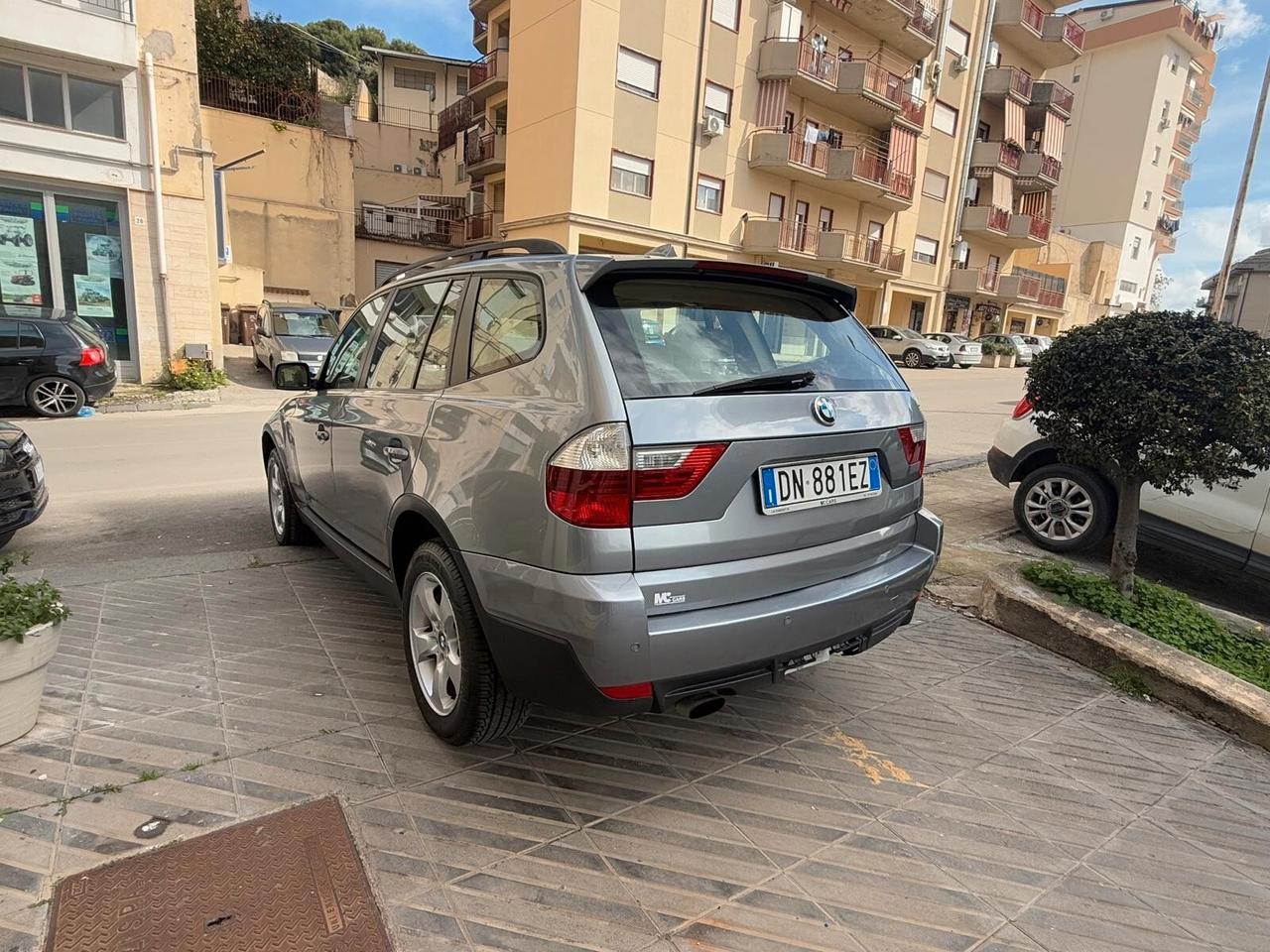 Bmw X3 2.0d cat Futura