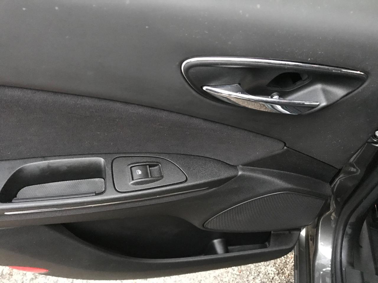 Fiat Bravo 1.6 MJT 120 CV 88 KW Emotion auto pari al nuovo
