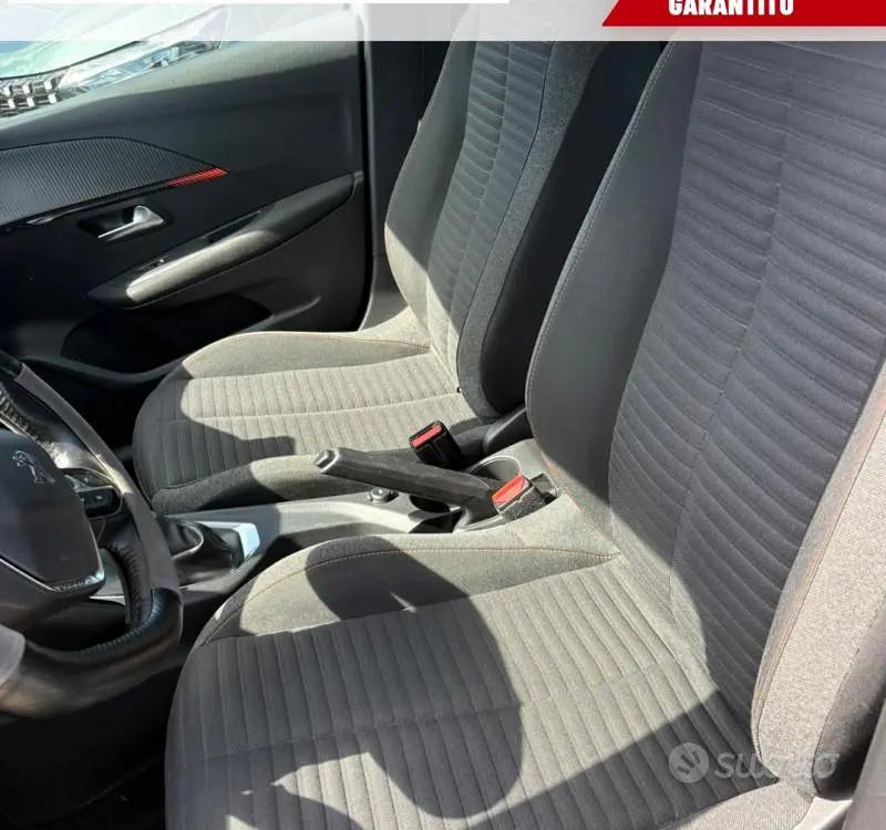 PEUGEOT 208 ACTIVE PURE TECH 100S/S