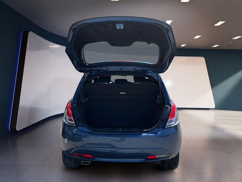 Lancia Ypsilon III 2021 1.0 firefly hybrid Gold s&s 70cv