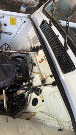 Renault R 4 benz s-t-o-r-i-c-a-