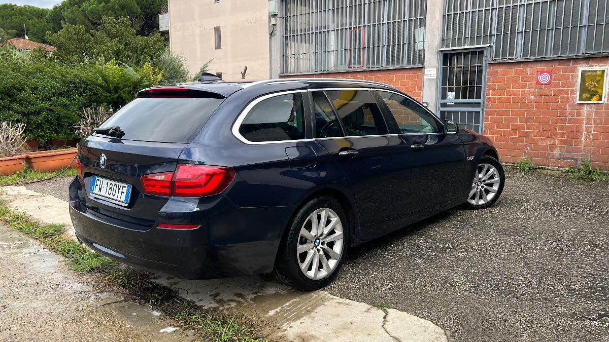 BMW - Serie 5 Touring 530d Touring xdrive Futura auto