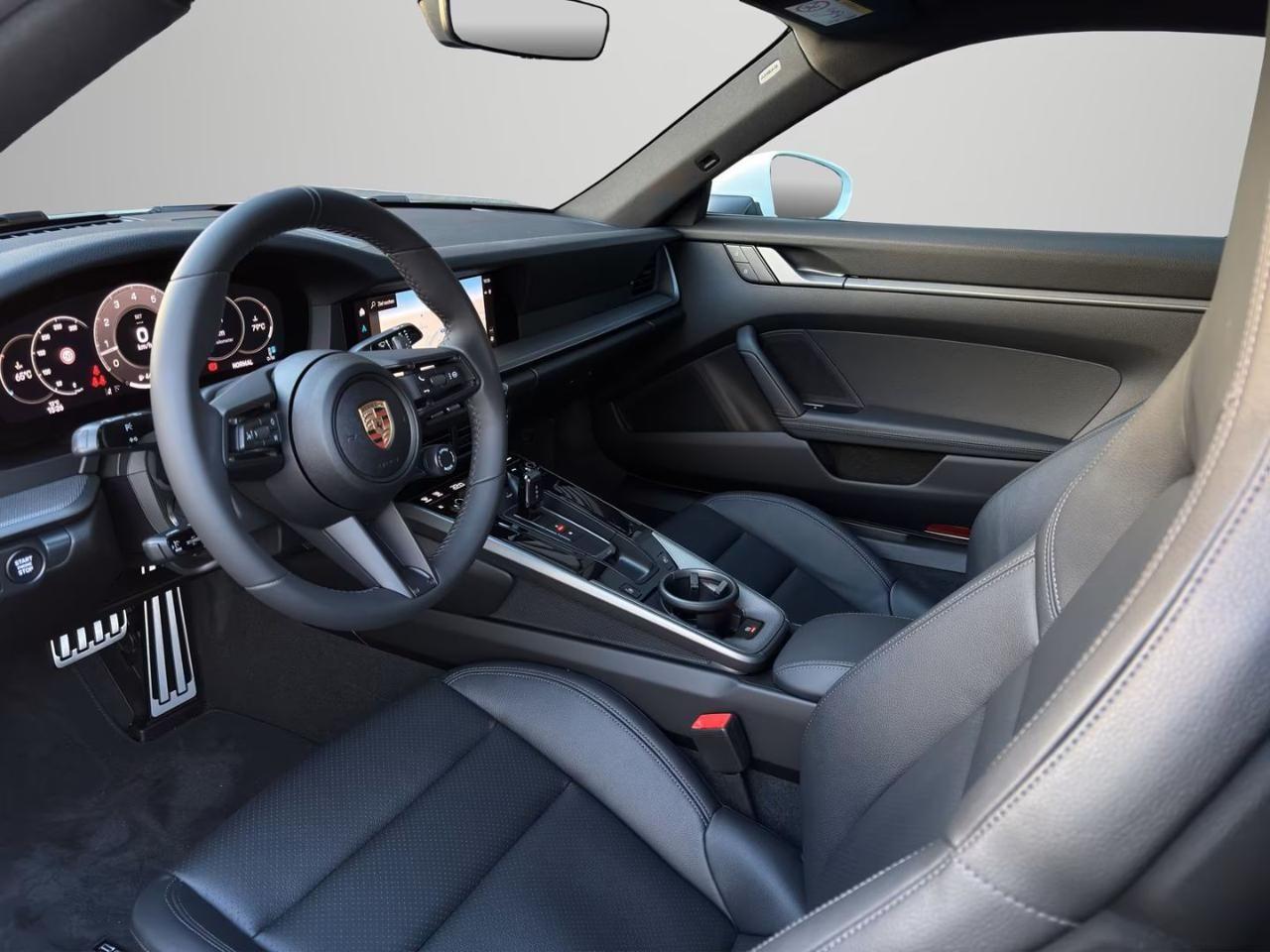 PORSCHE 992 911 Carrera