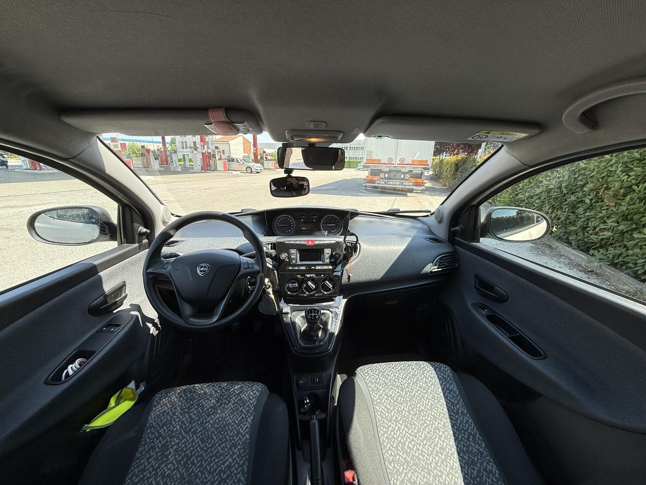 Lancia Ypsilon 1.2 69 CV 5 porte GPL Ecochic Gold