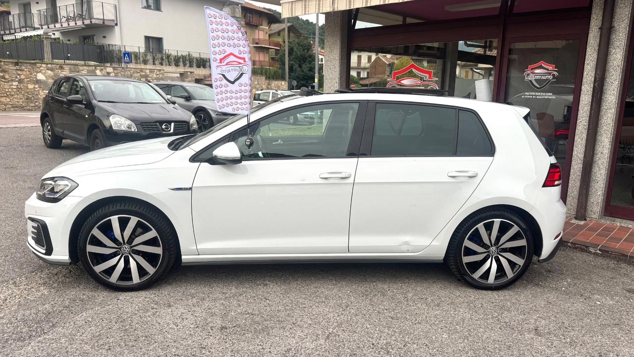 Volkswagen Golf 1.5 TSI eHybrid DSG GTE