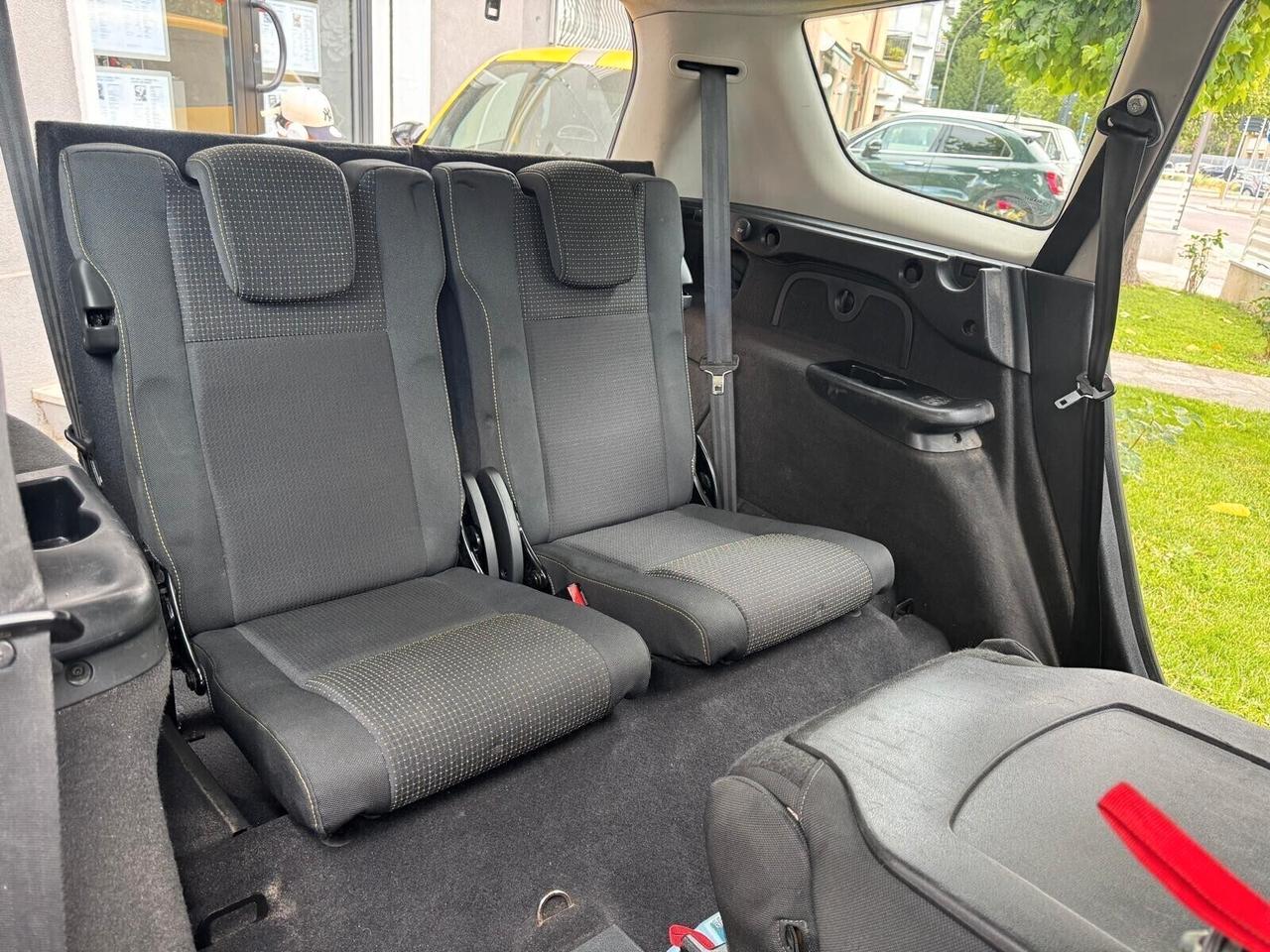 RENAULT SCENIC 1.5 dCi 110cv 7 POSTI NEOPAT