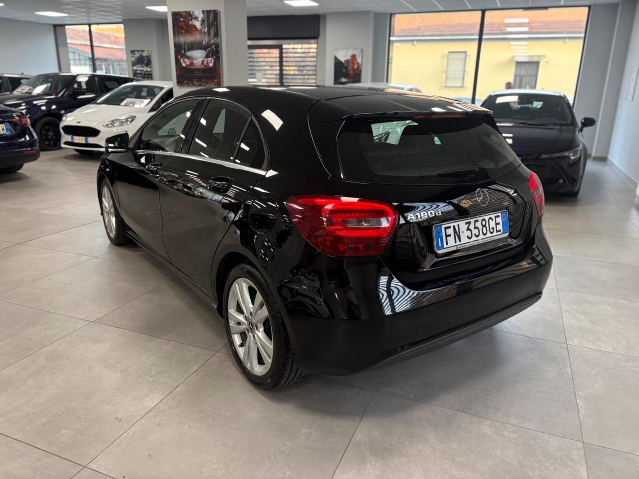 Mercedes A 180 Sport 1.5 TDI 110cv 2018 km 142000