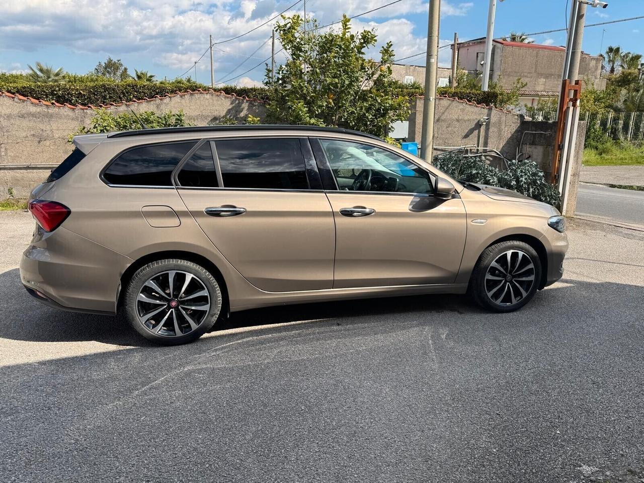 Fiat Tipo 1.4 SW Lounge GPL