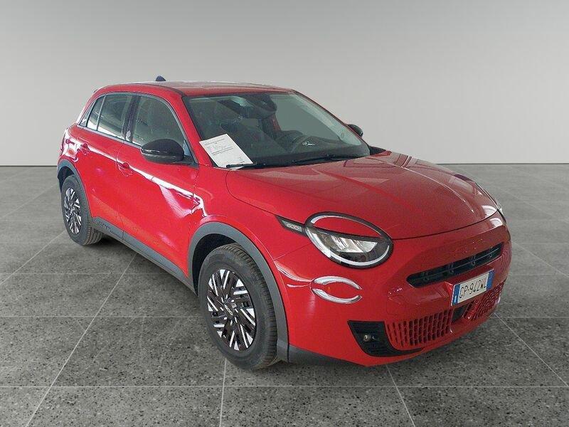 FIAT 600e - Red