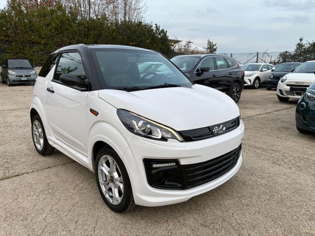 LIGIER JS 50 50cc 6kWatt Diesel Fari a LED