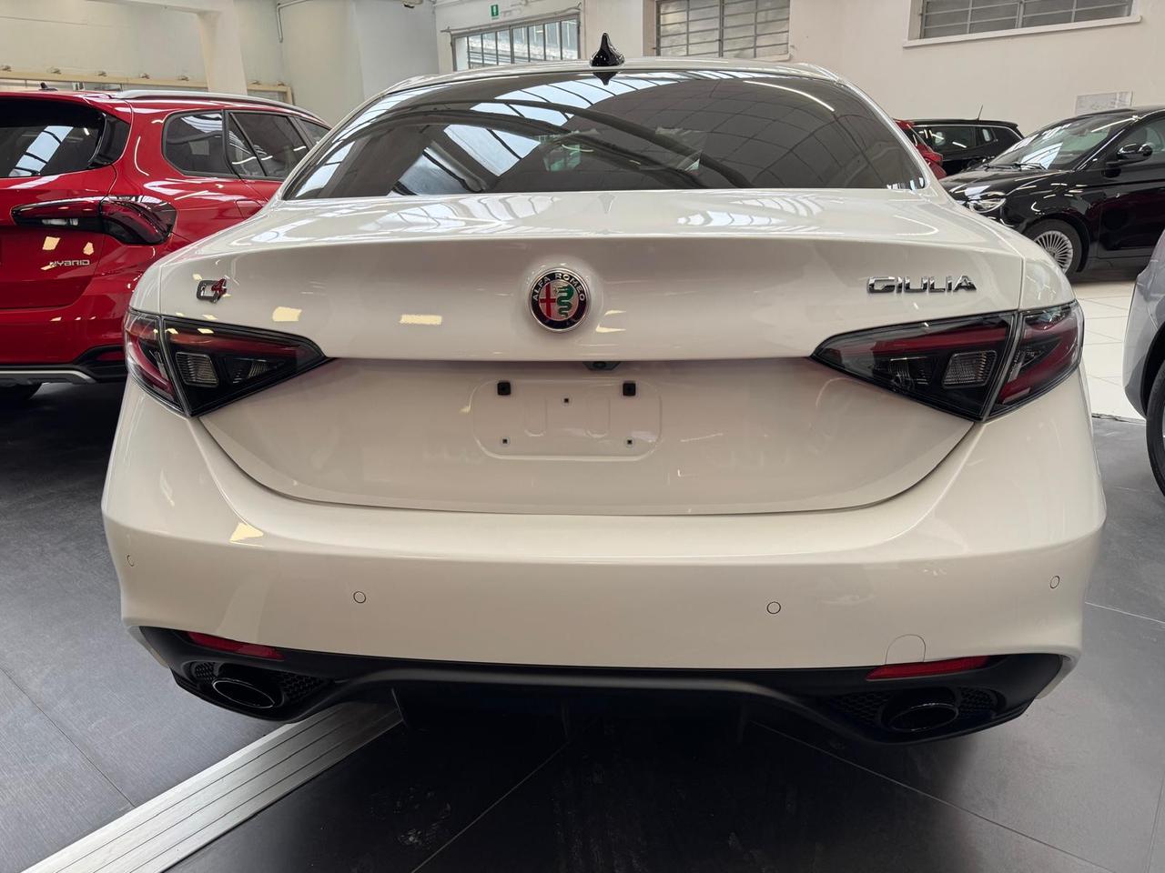 ALFA ROMEO Giulia 2.2 t Tributo Italiano Q4 210cv auto