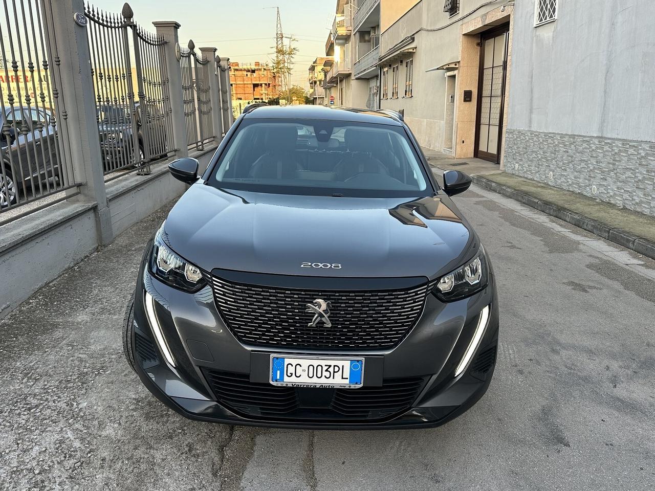 Peugeot 2008 BlueHDi 110 Allure Pack