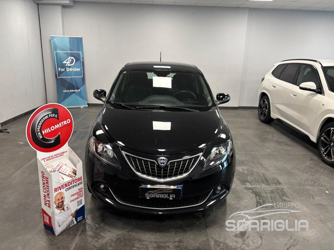 Lancia Ypsilon 1.0 Benzina Hybrid Ecochic Gold 5 Porte