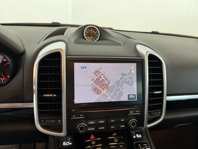 PORSCHE Cayenne 3.0 Diesel Platinum Edition TETTO APRIBILE / R21